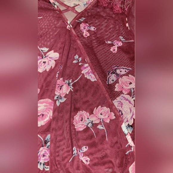 NO BOUNDARIES Womens Long Sleeve Boho Floral Lace Trim Keyhole Shirt Sz. XS (1) - Picture 3 of 5